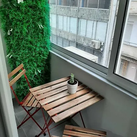 Vali_skg Apartment